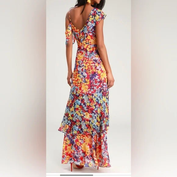 Lulus Women’s Radiant Ruby Red Floral Print Chiffon Maxi Dress Size Medium NWT - Picture 3 of 16